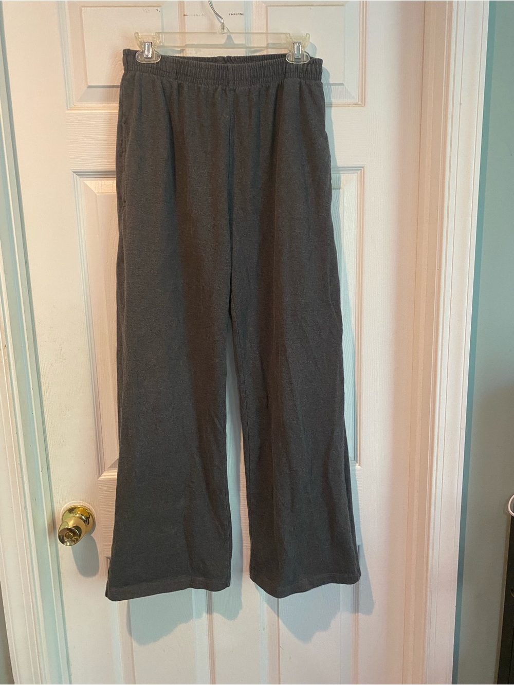 Brandy Melville Gray Women’s Wide-Leg Sweatpants